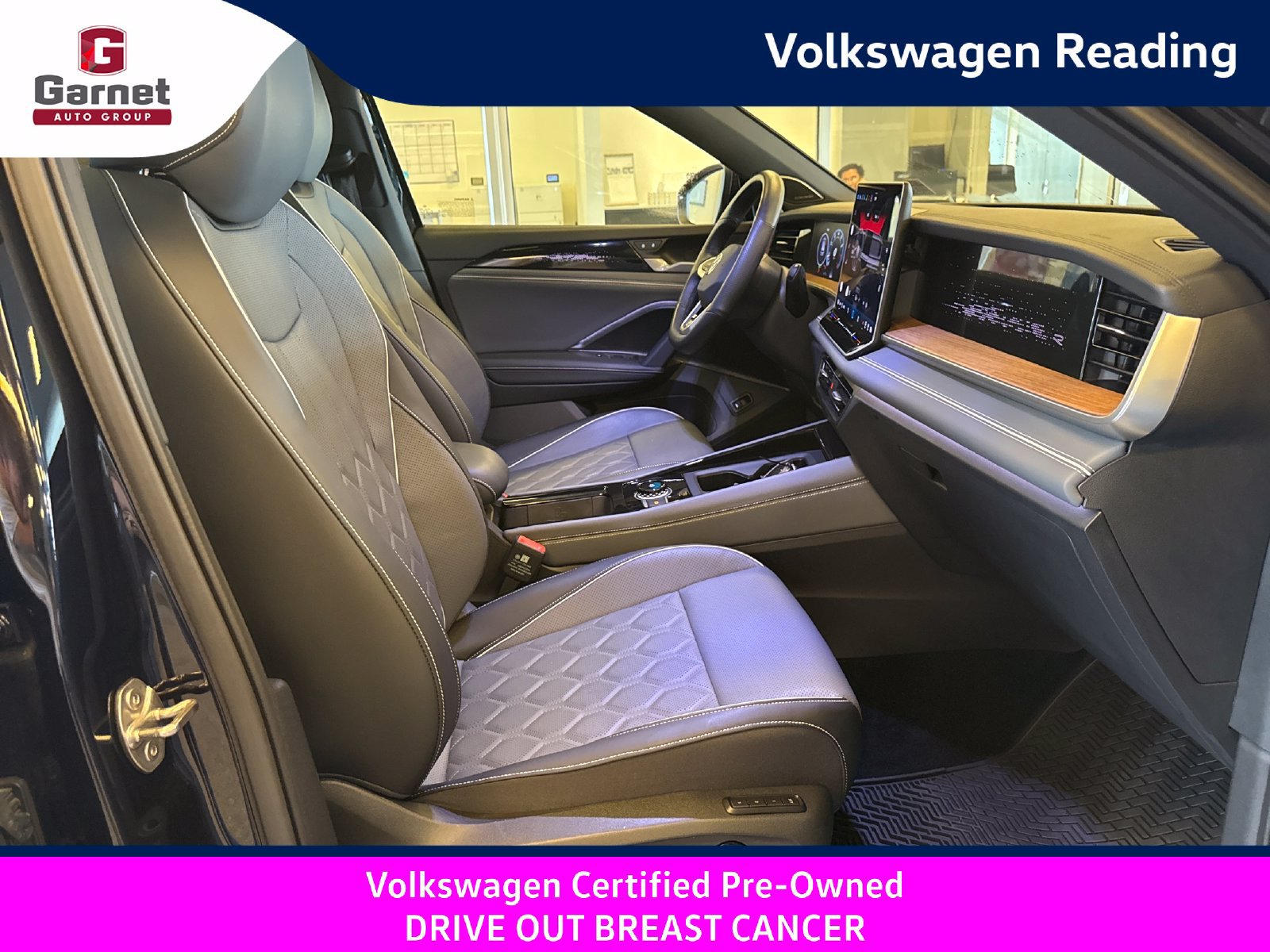 Certified 2025 Volkswagen Tiguan SEL R-Line AWD/4WD image 41