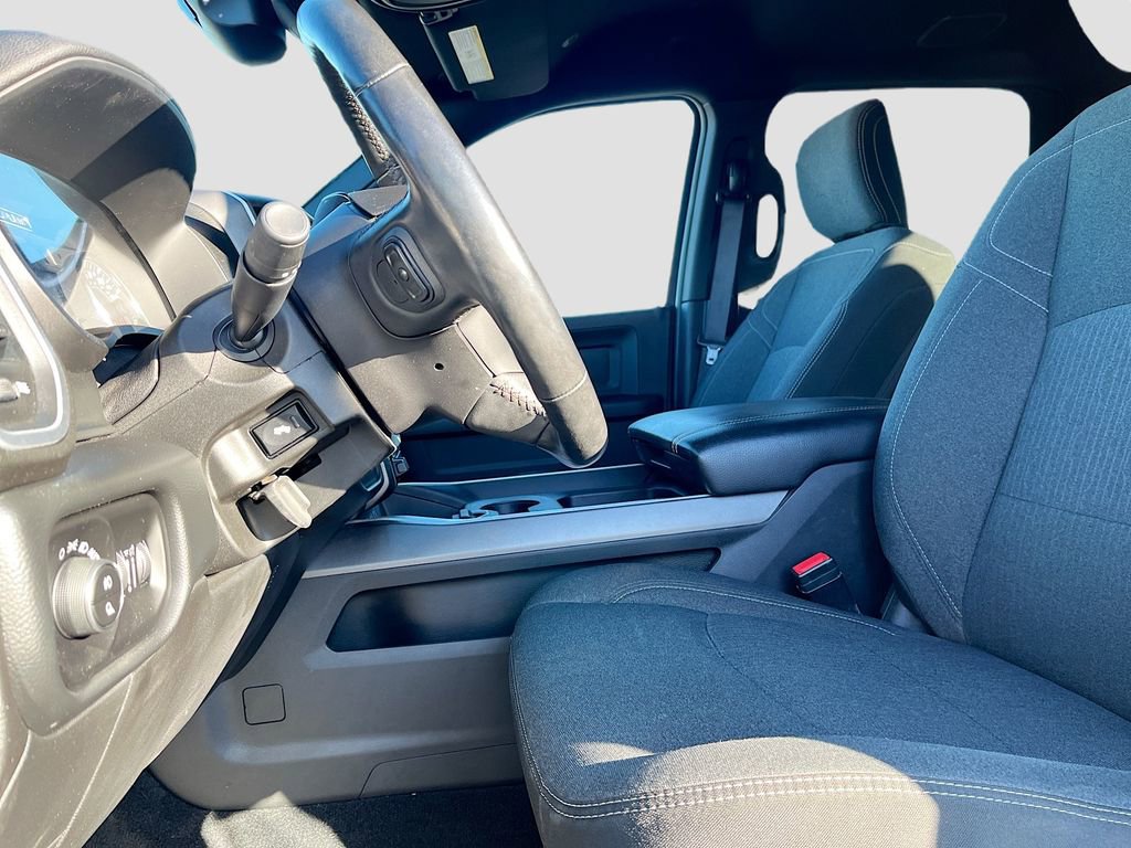 Used 2019 RAM 3500 Big Horn image 19