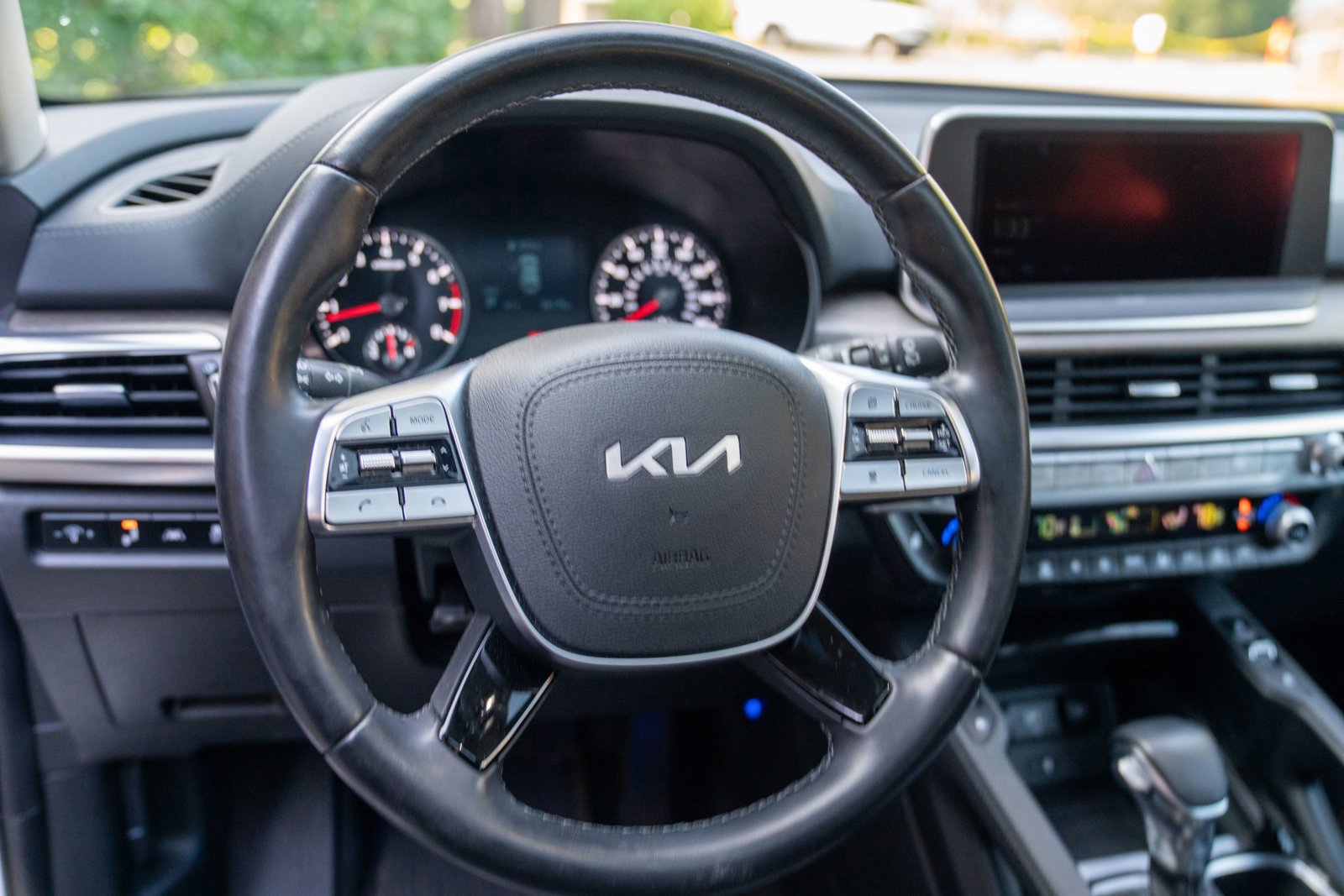 Used 2022 Kia Telluride EX w/ Towing Package image 13