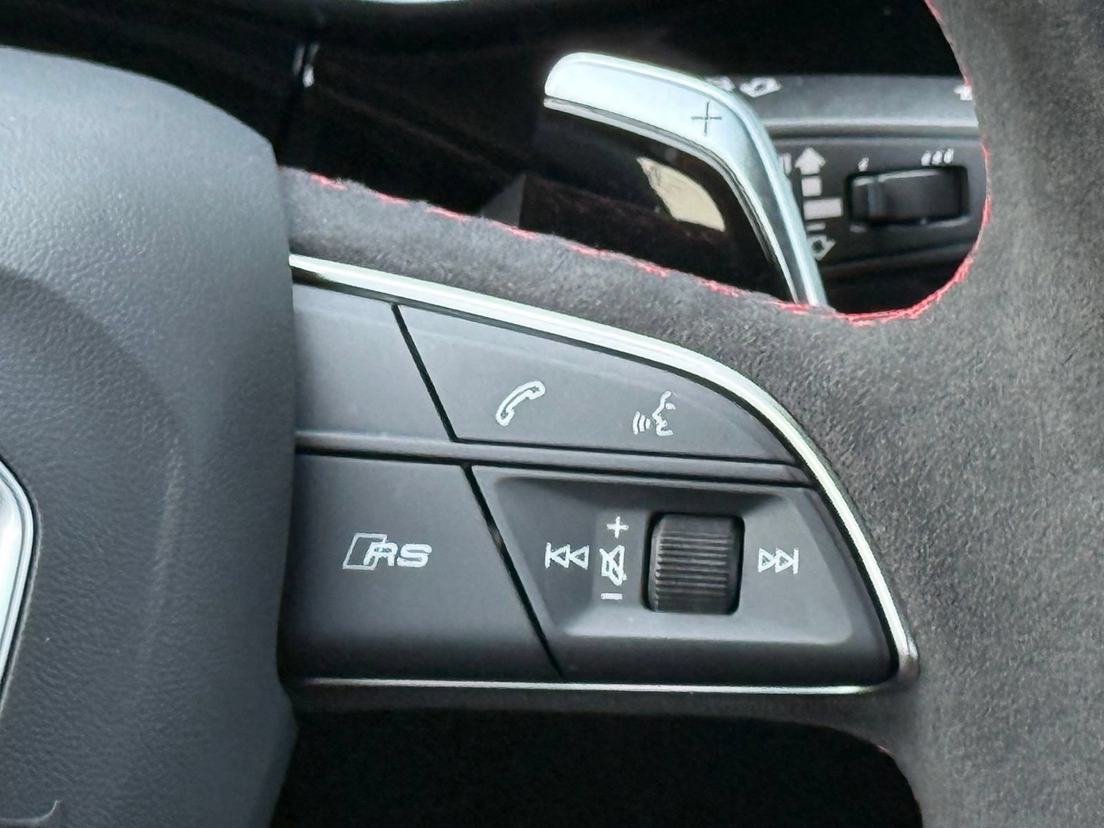 Used 2026 Audi RS Q8 performance AWD/4WD image 33