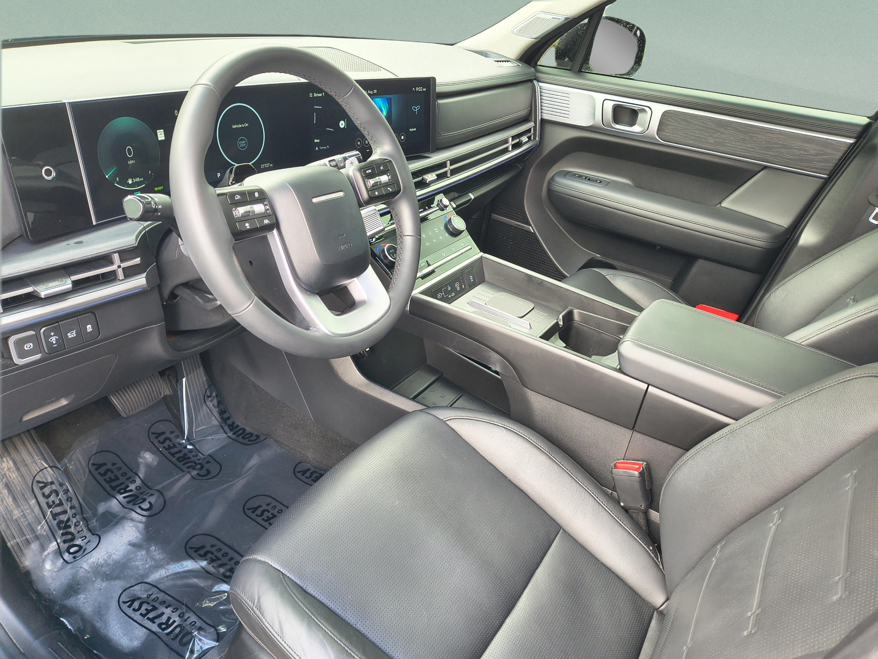 Certified 2025 Hyundai Santa Fe Limited FWD image 18