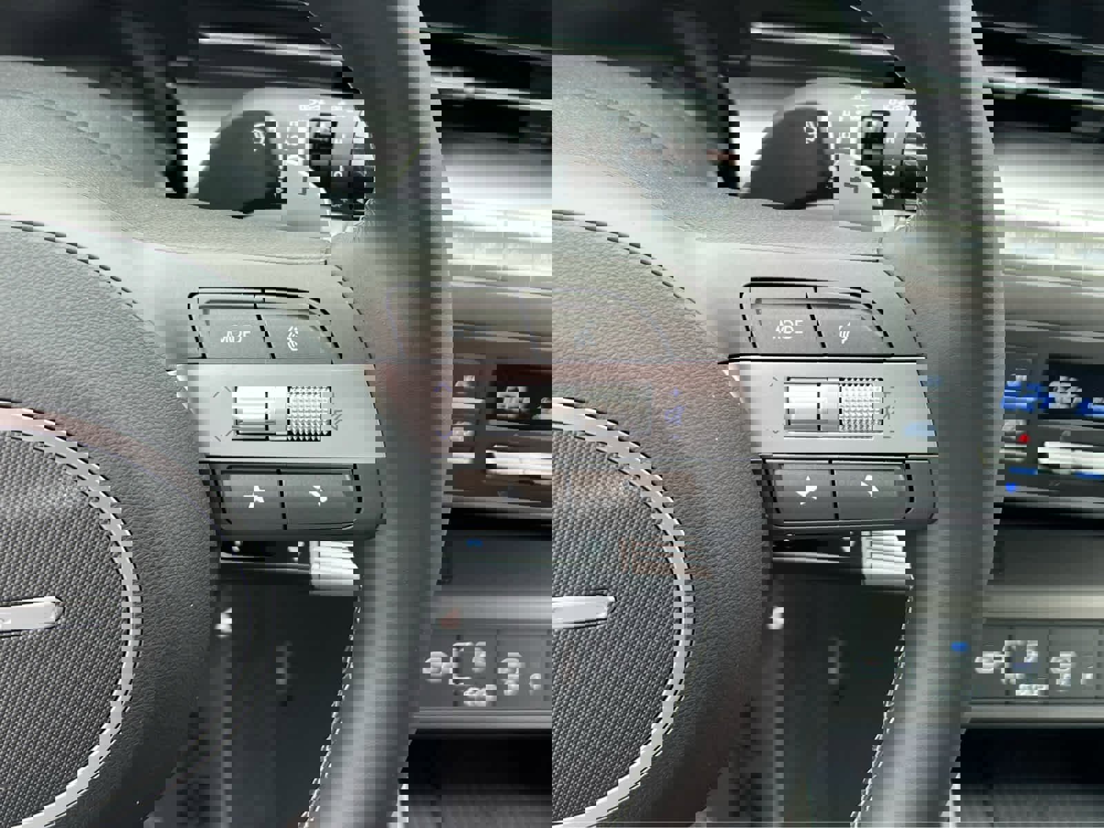 New 2026 Hyundai Kona SEL Premium image 33