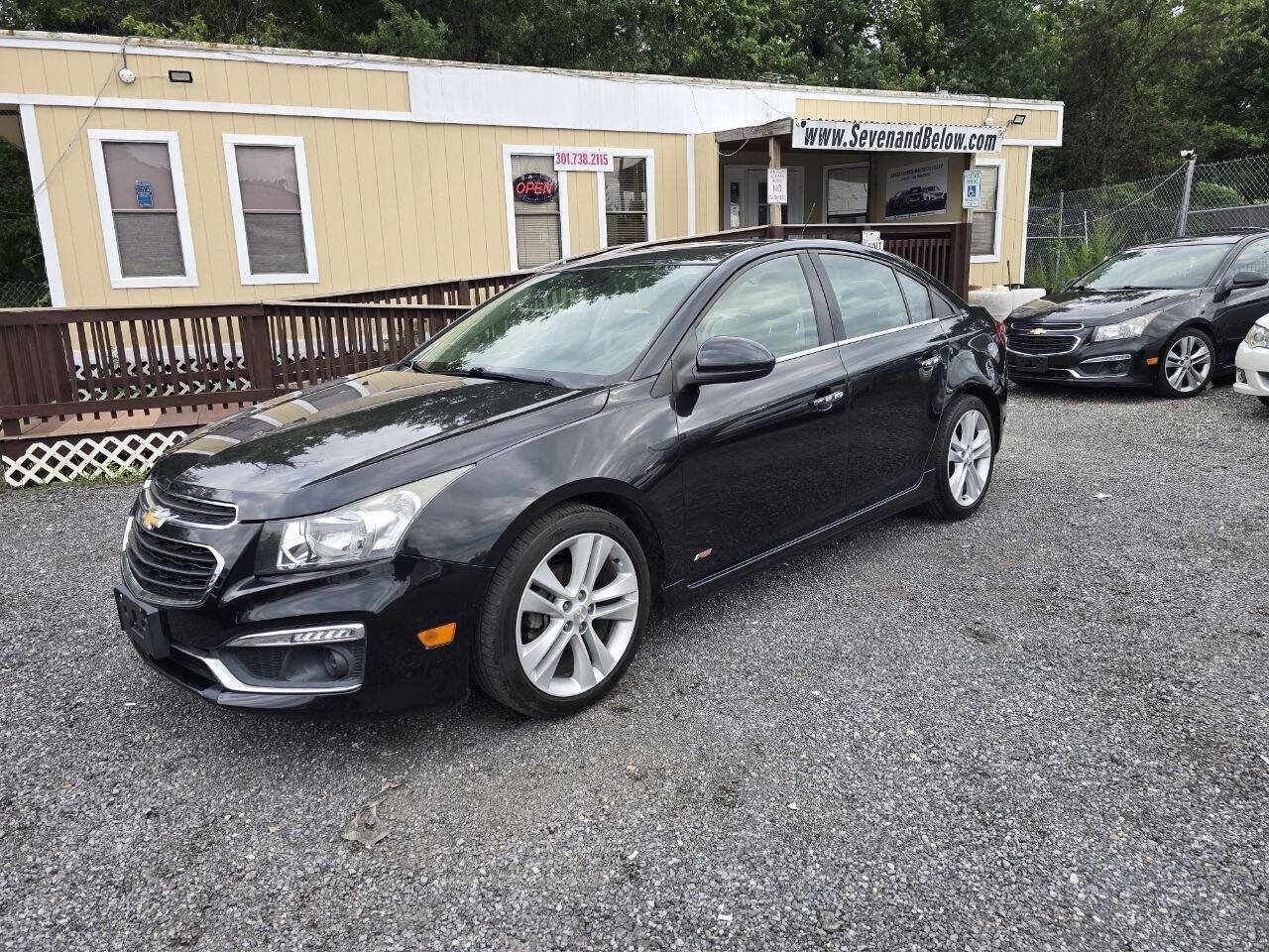 Used 2015 Chevrolet Cruze LTZ w/ Sun, Sound and Sport Package FWD image 5