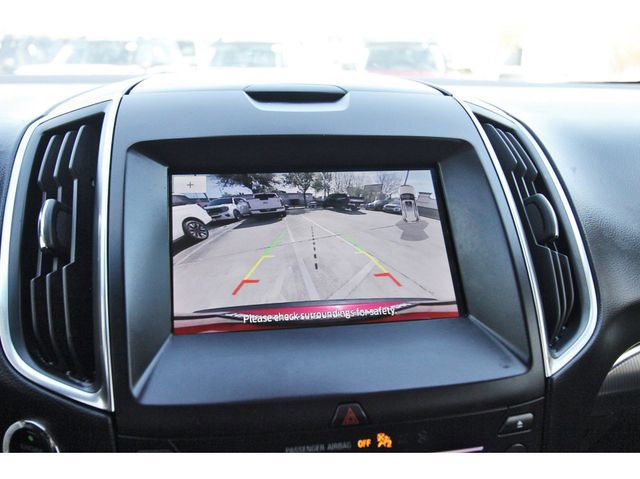 Used 2019 Ford Edge Titanium image 24