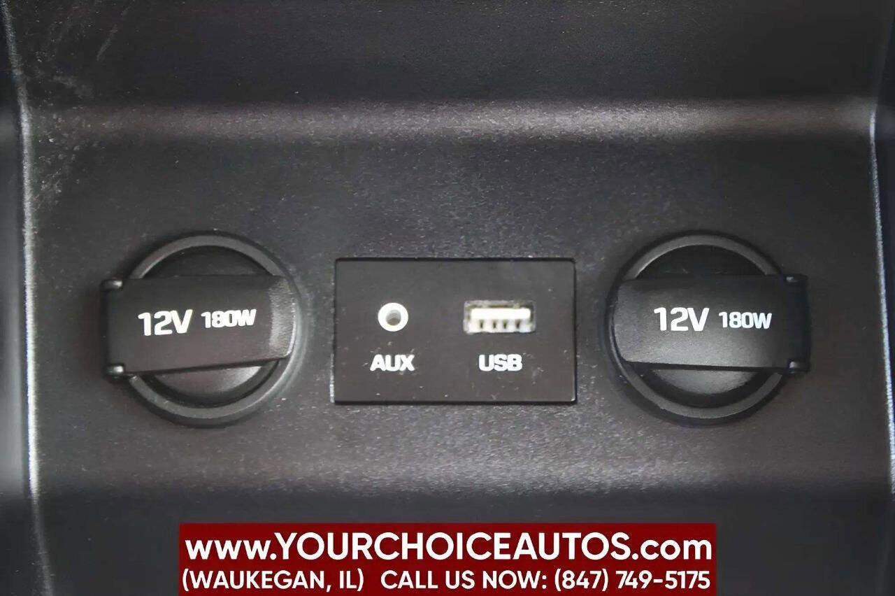 Used 2019 Hyundai Elantra SE w/ Cargo Package FWD image 15