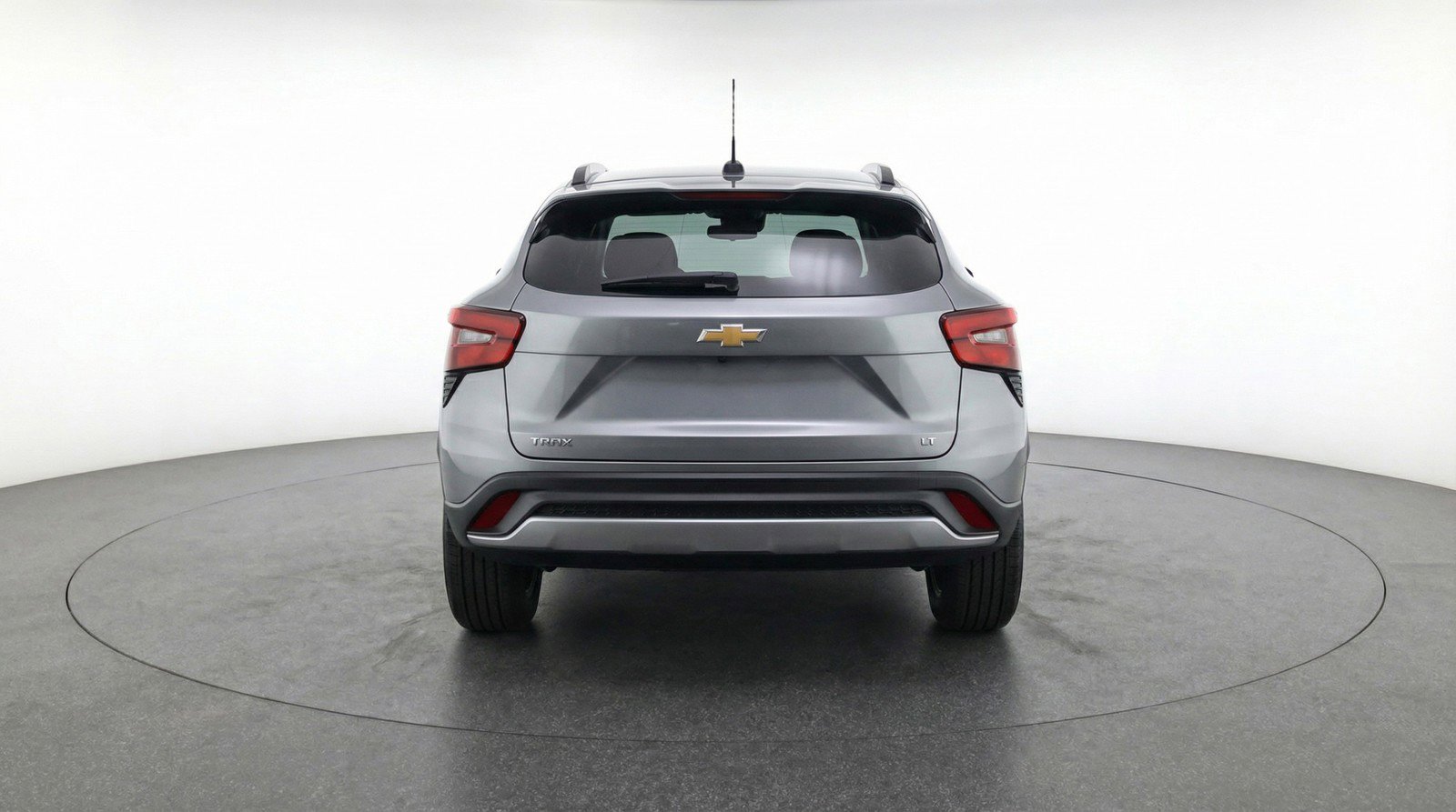 Used 2025 Chevrolet Trax LT w/ LT Convenience Package image 7