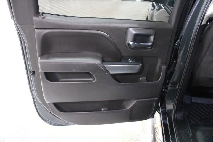 Used 2018 Chevrolet Silverado 1500 LT w/ All Star Edition AWD/4WD image 19