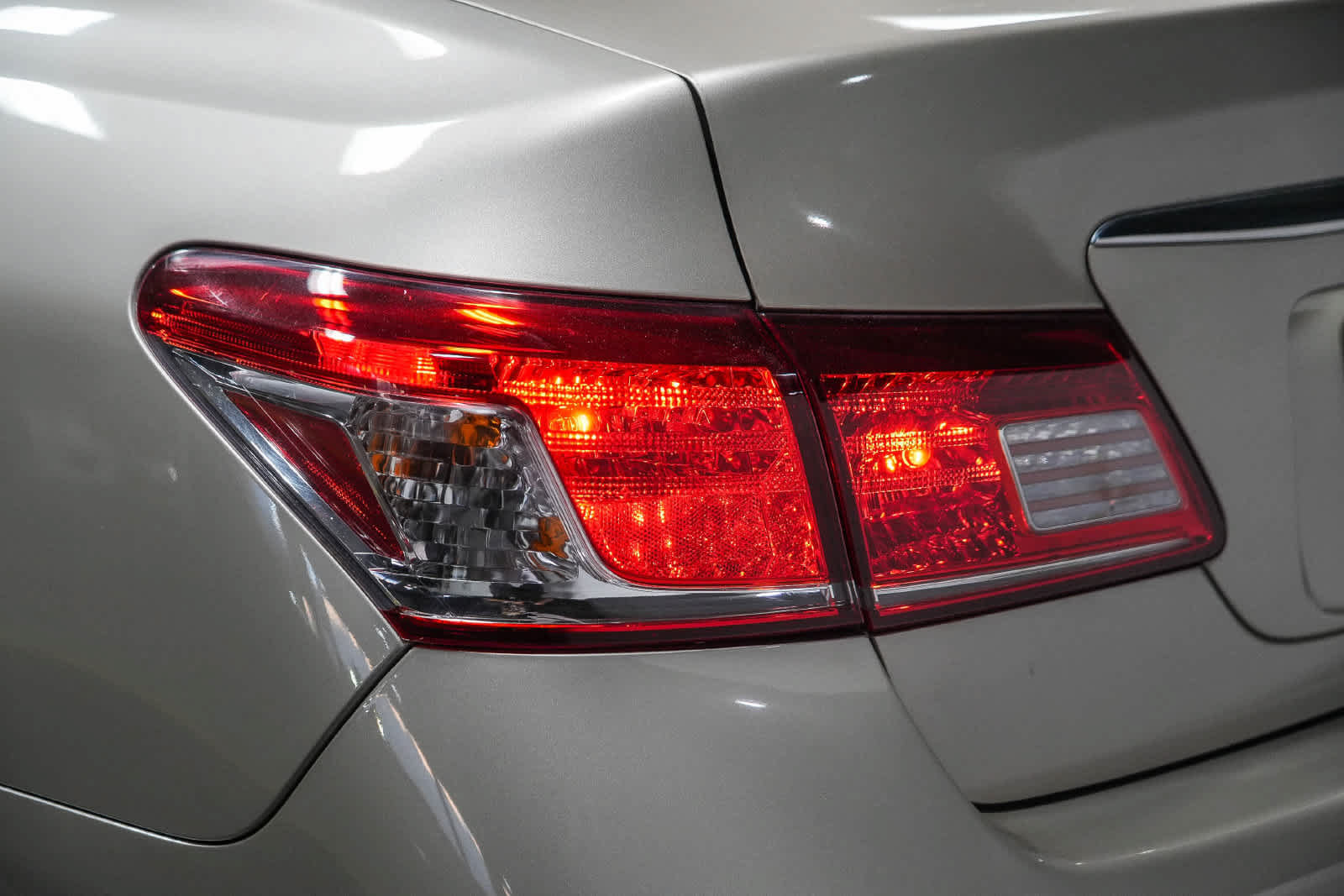 Used 2012 Lexus ES 350 FWD image 11