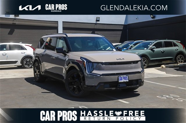 New 2026 Kia EV9 Land