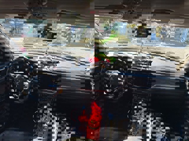 Used 2021 Volkswagen Atlas SEL Premium image 12