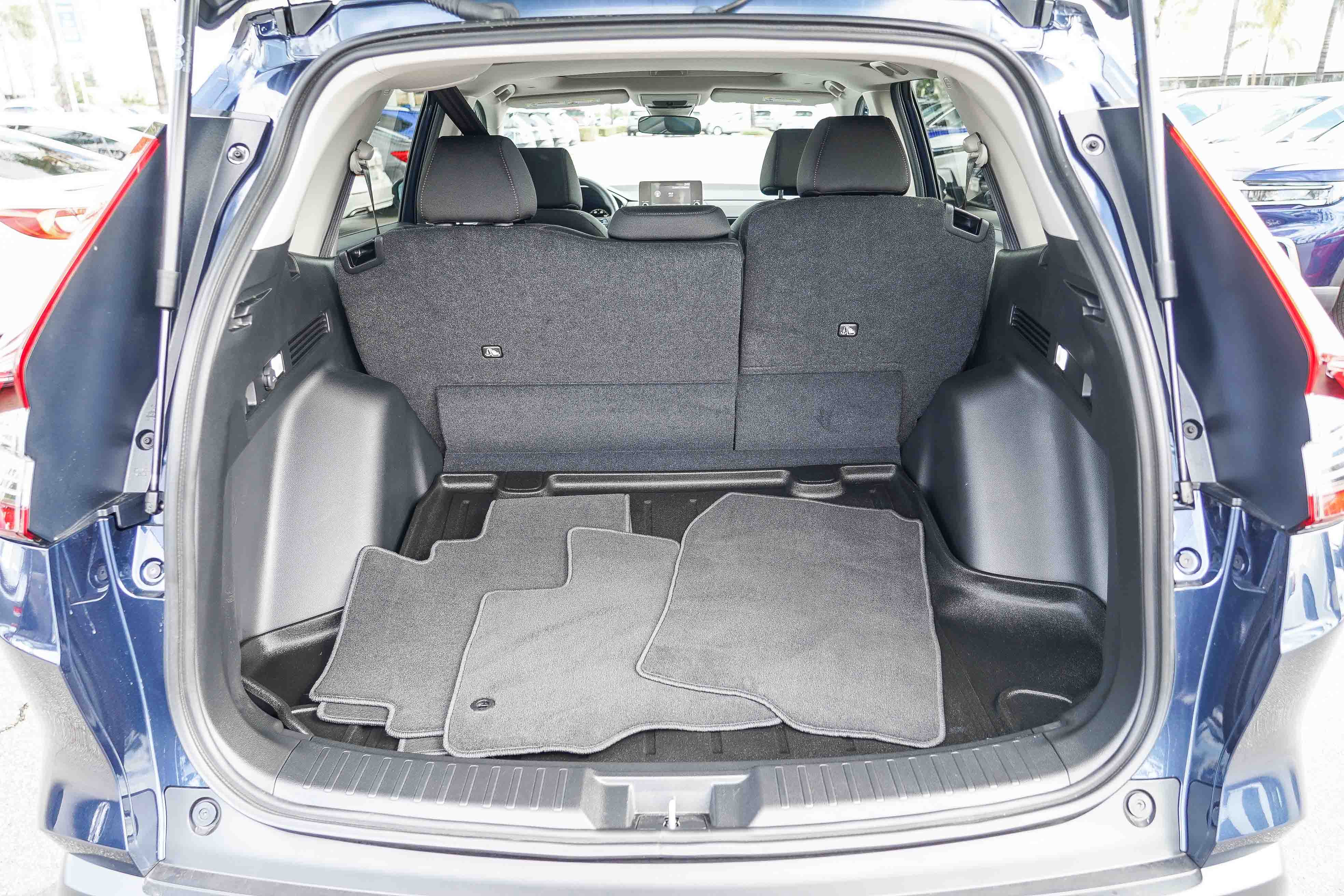 Used 2025 Honda CR-V EX image 31