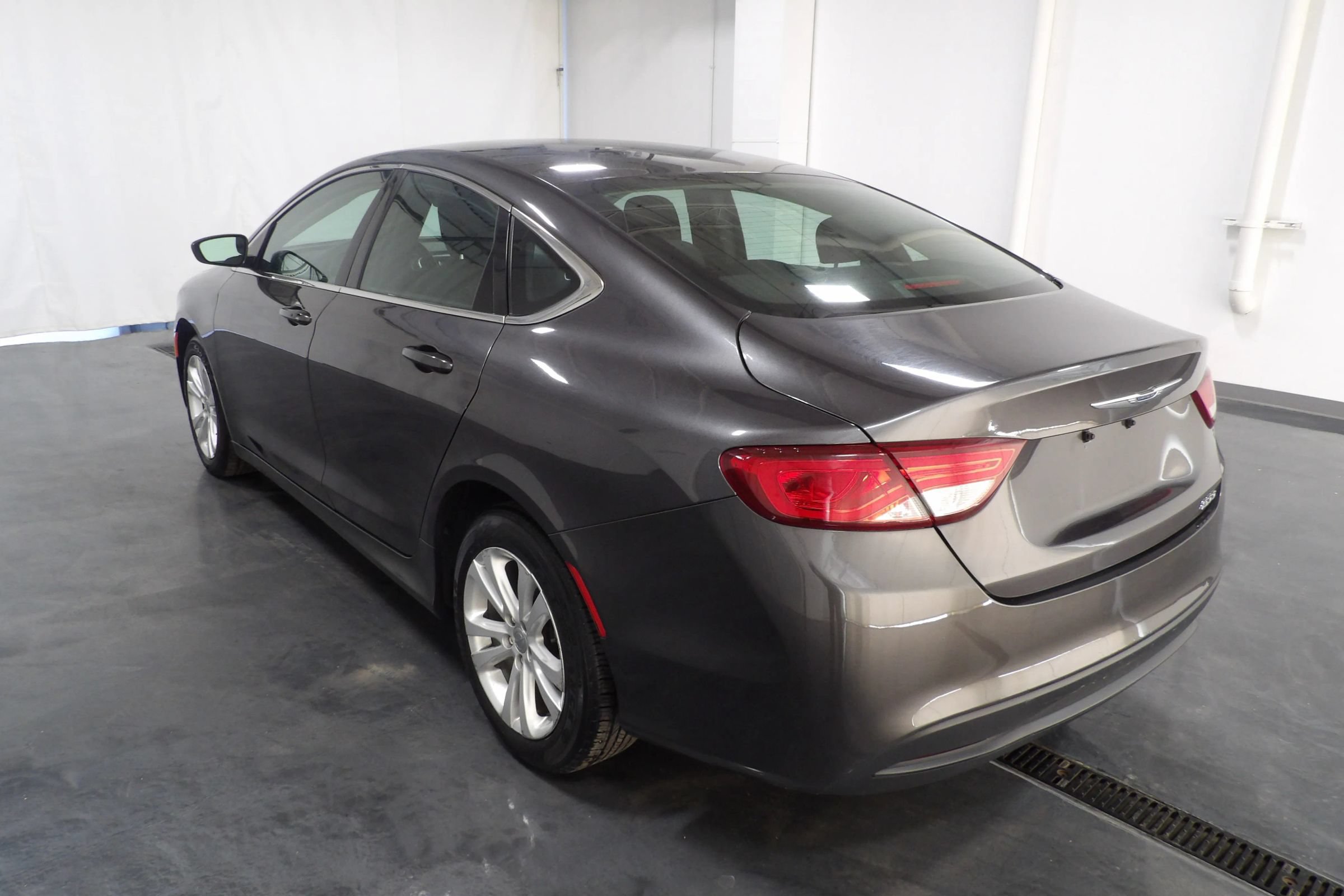 Used 2017 Chrysler 200 LX FWD image 6