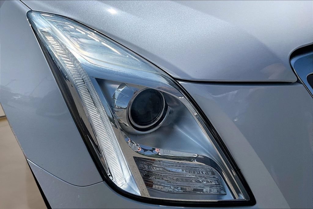 Used 2016 Cadillac XTS Premium FWD image 31
