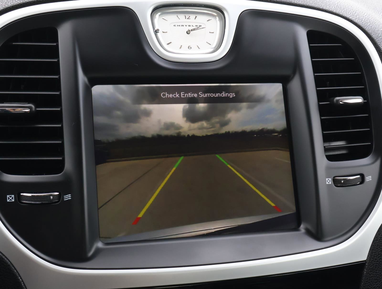 Used 2023 Chrysler 300 Touring L w/ Popular Equipment Group image 28