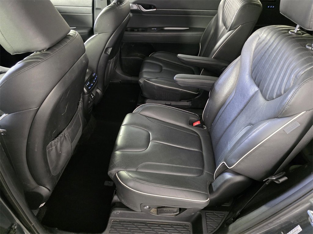 Used 2023 Hyundai Palisade Limited image 15