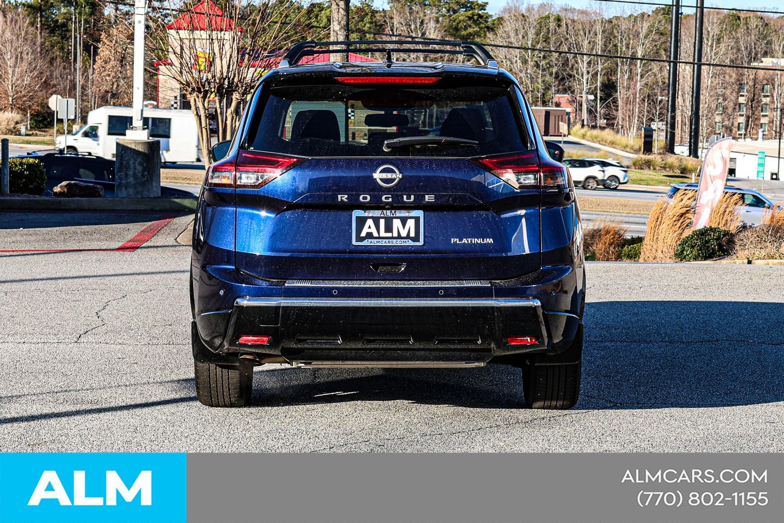 Used 2025 Nissan Rogue Platinum FWD image 13