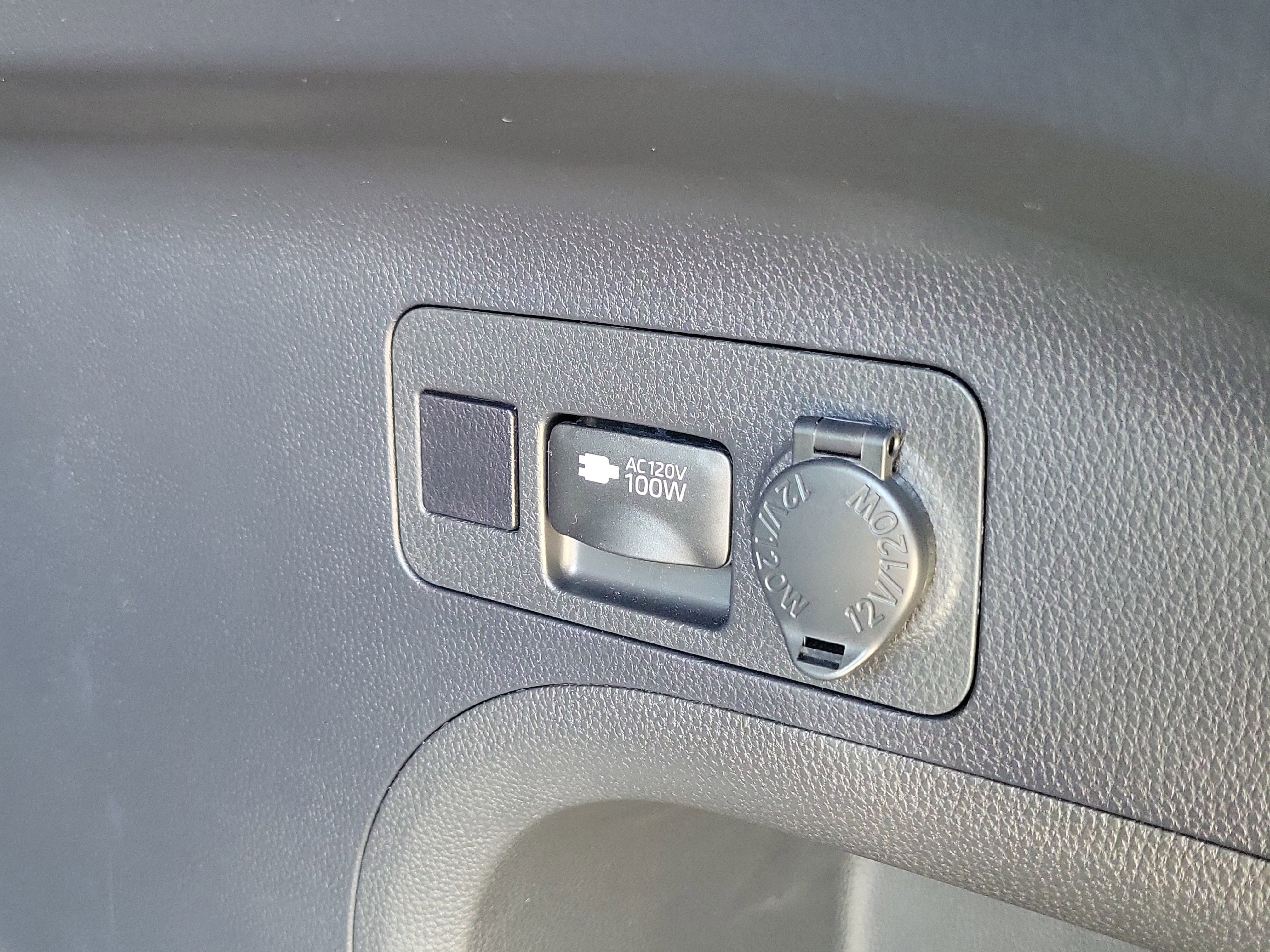 Used 2025 Toyota RAV4 Woodland Edition w/ Weather Package image 10