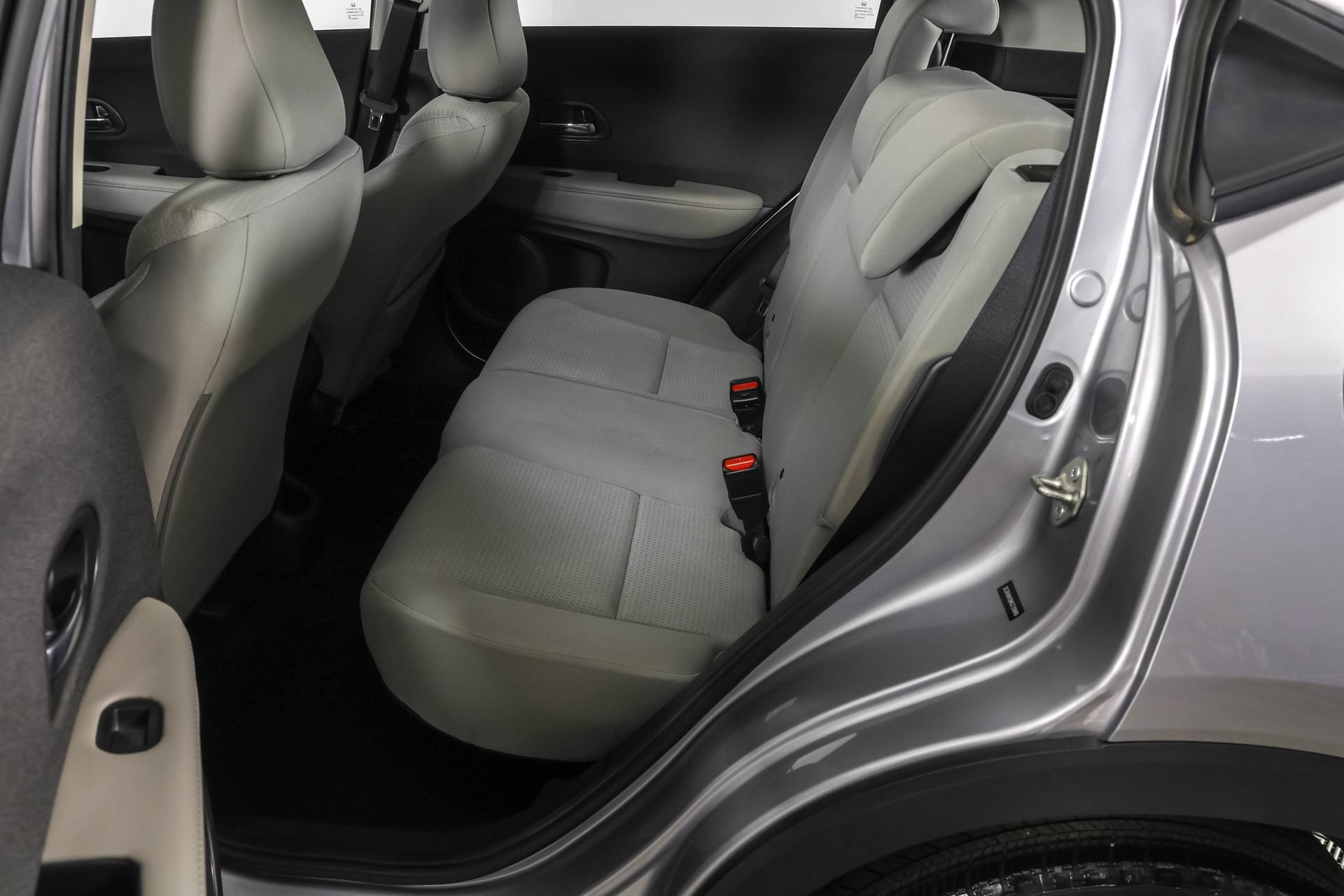 Used 2019 Honda HR-V LX image 33
