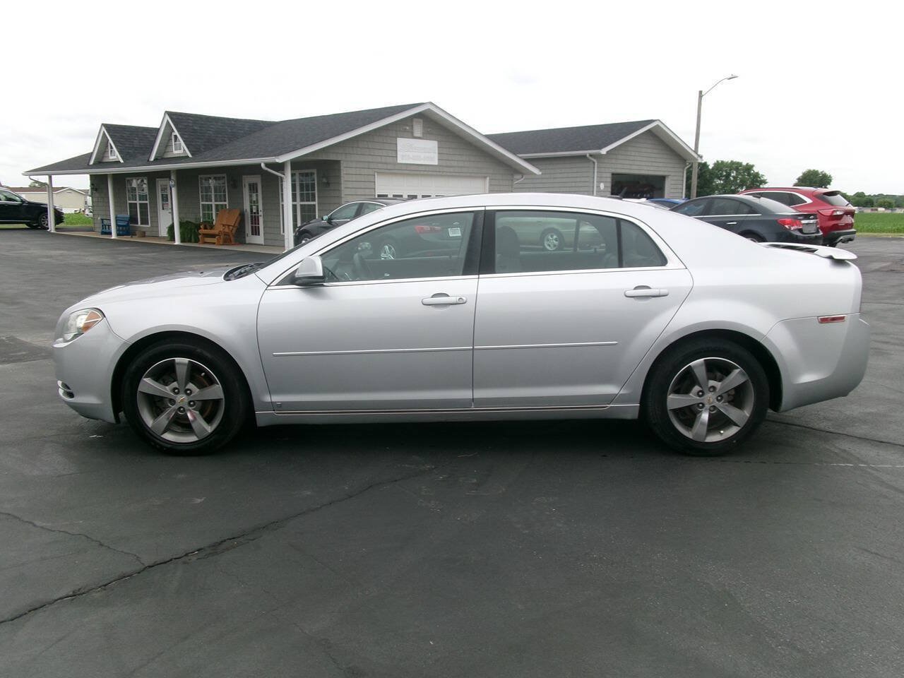 Used 2009 Chevrolet Malibu LT FWD image 9