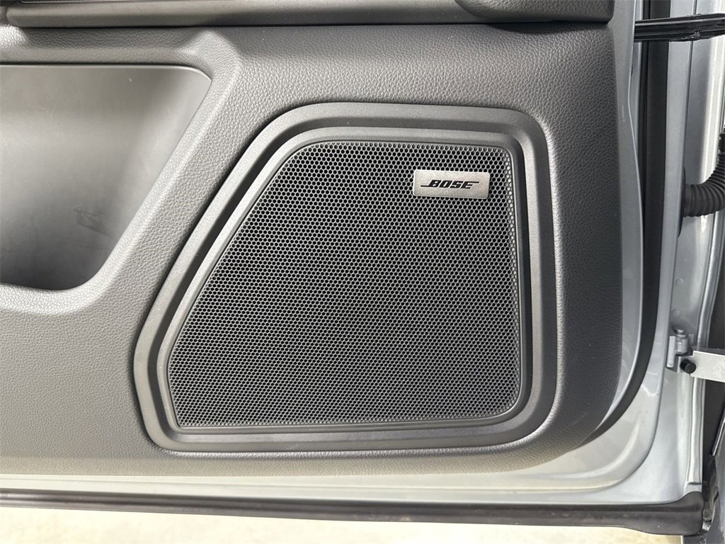 Used 2025 Porsche Macan image 35