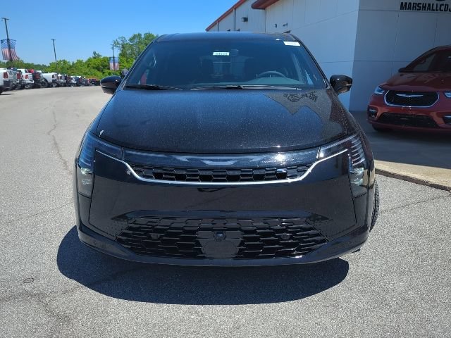 New 2027 Chrysler Pacifica Select w/ Family Tech Group FWD image 4