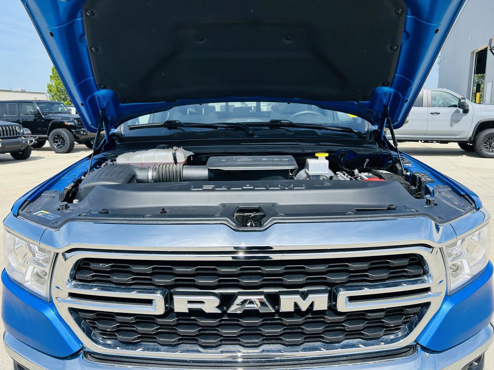 Used 2023 RAM 1500 Big Horn AWD/4WD image 38