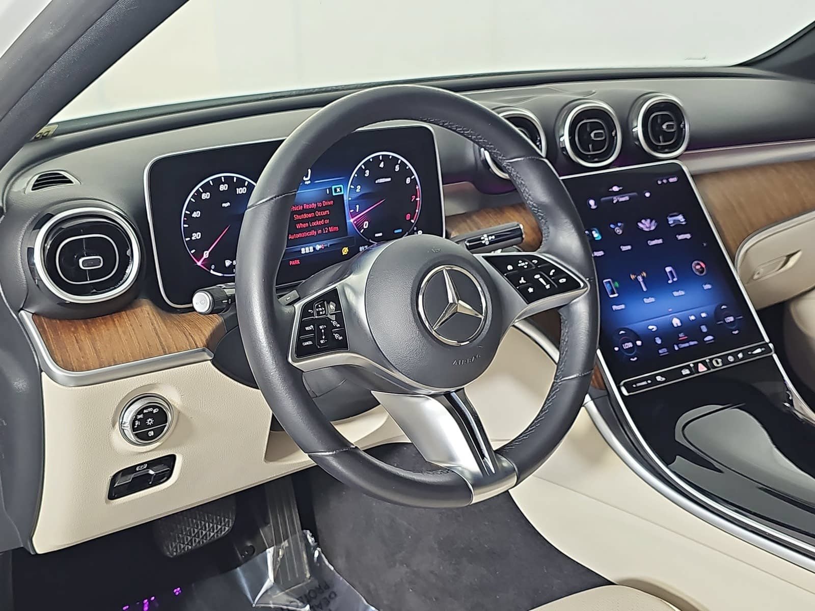 Used 2024 Mercedes-Benz C 300 Sedan image 16