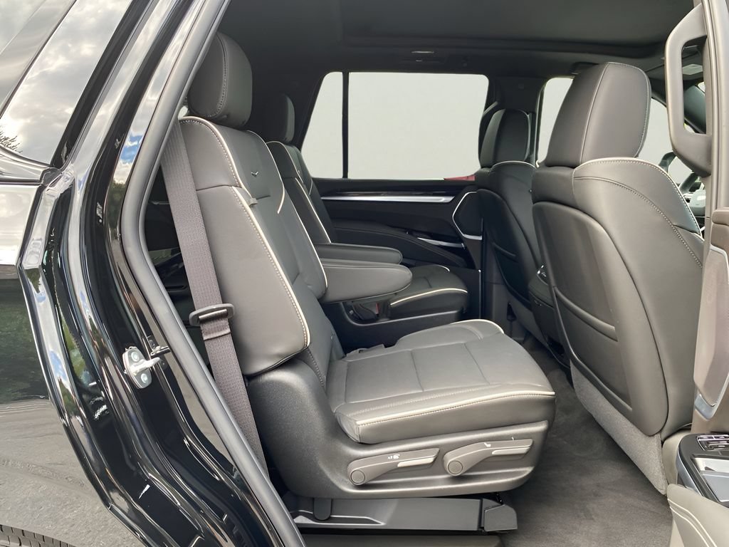 Certified 2026 Cadillac Escalade Sport w/ Touring Package AWD/4WD image 18
