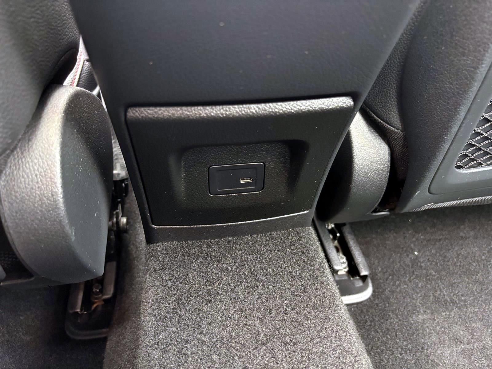 Used 2023 Mercedes-Benz CLA 250 4MATIC image 33