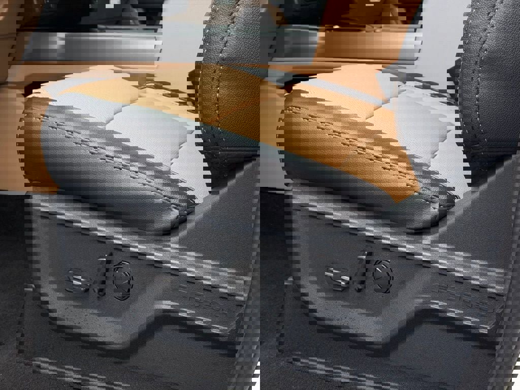 New 2026 Ford F250 Lariat w/ Lariat Ultimate Package image 26