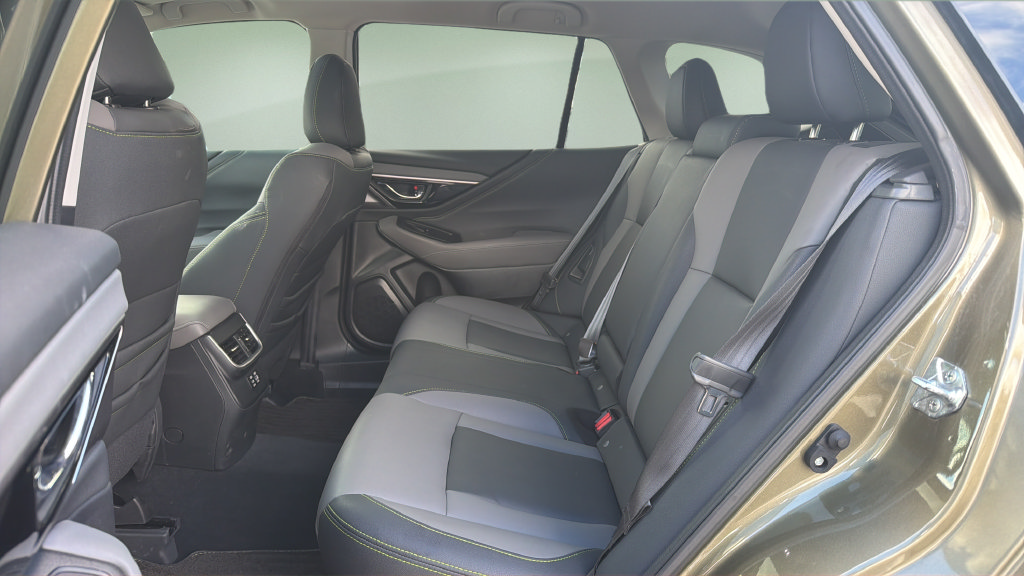 Used 2024 Subaru Outback Onyx Edition AWD/4WD image 13