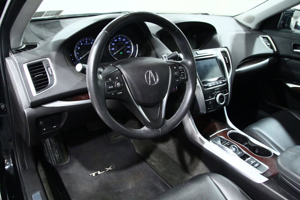 Used 2015 Acura TLX V6 image 5