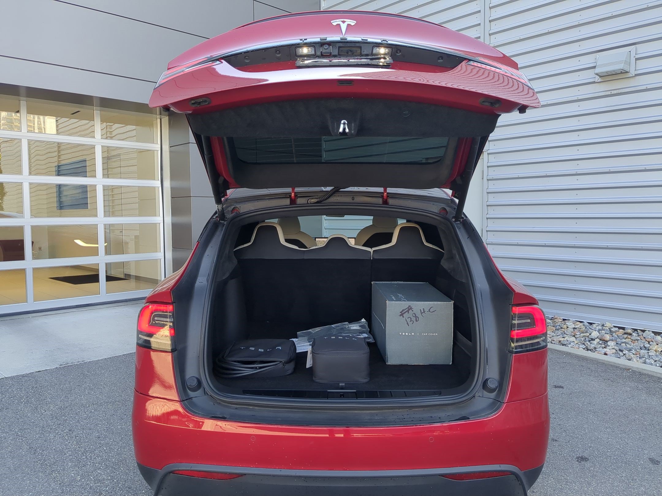 Used 2022 Tesla Model X AWD/4WD image 35