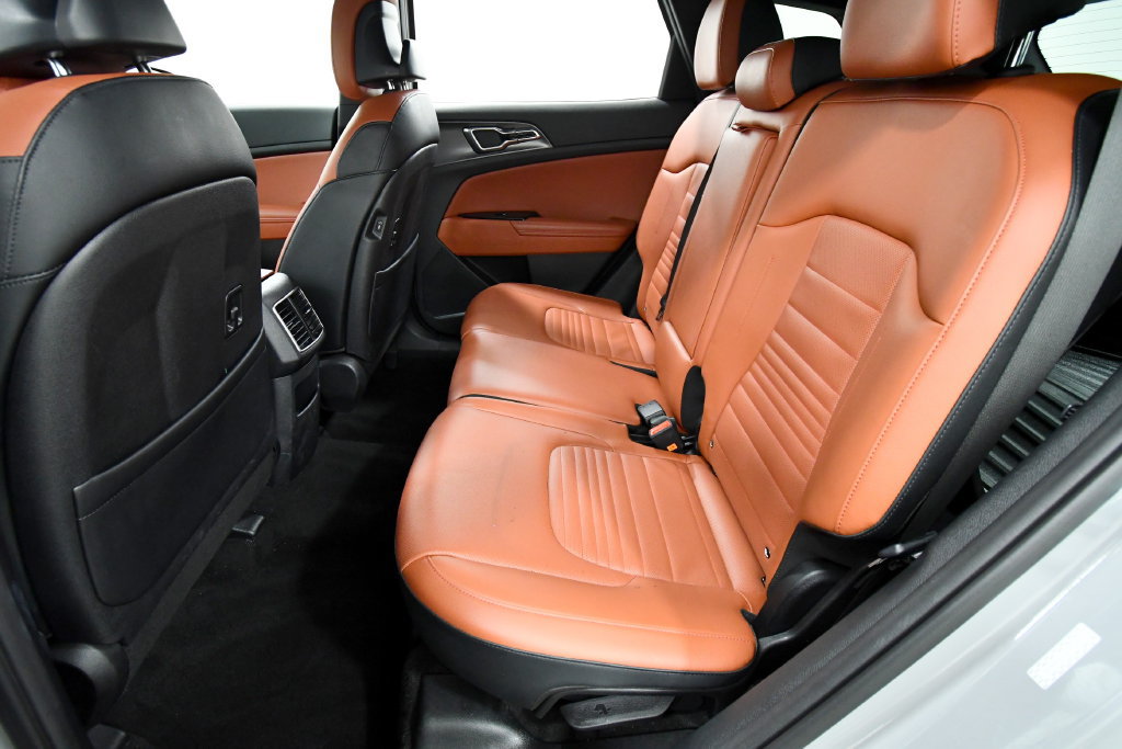 Certified 2023 Kia Sportage SX AWD/4WD image 15