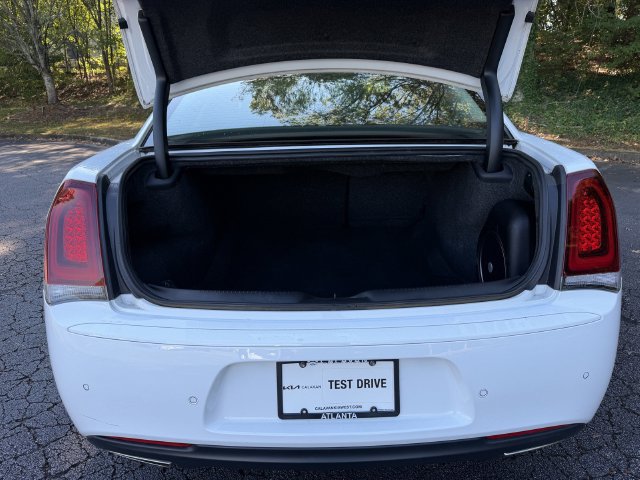 Used 2023 Chrysler 300 Touring L w/ Popular Equipment Group RWD image 40