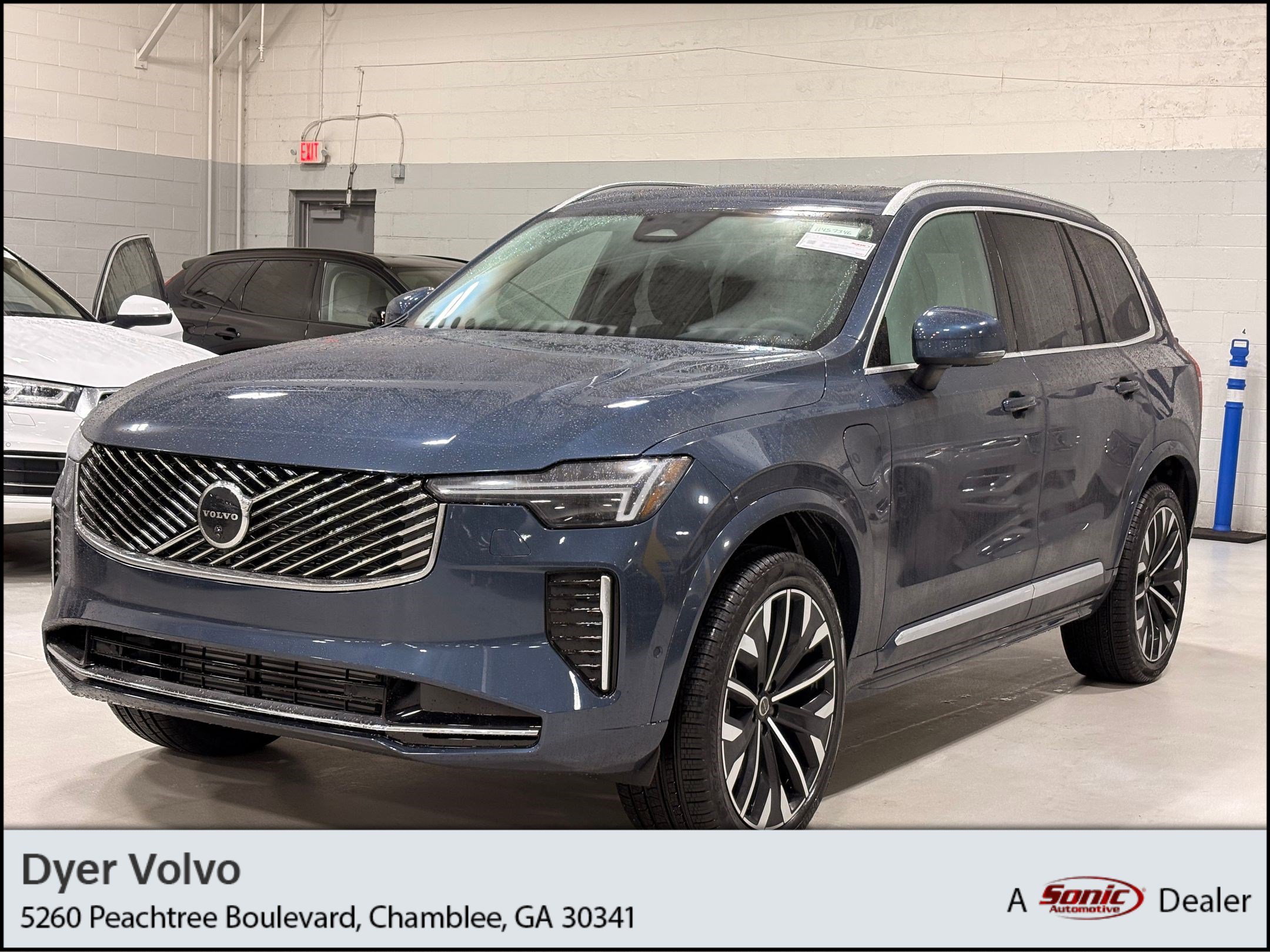 New 2026 Volvo XC90 T8 Plus video 1