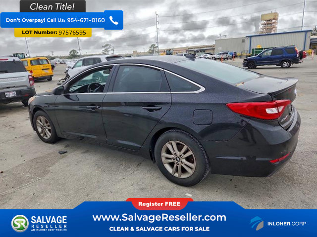 Used 2015 Hyundai Sonata SE image 3