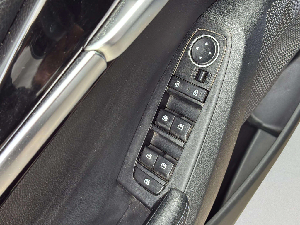 Used 2023 Kia Seltos S FWD image 24