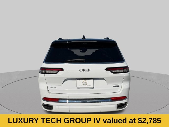 Used 2024 Jeep Grand Cherokee L Overland w/ Luxury Tech Group IV AWD/4WD image 5