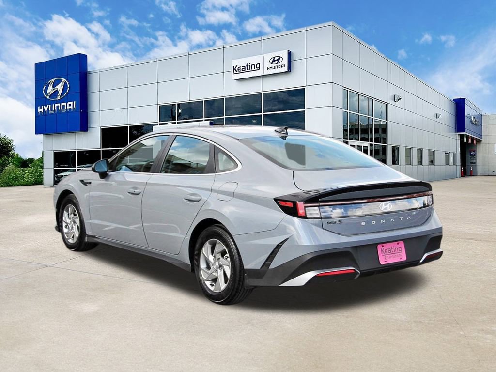 Certified 2025 Hyundai Sonata SE image 7