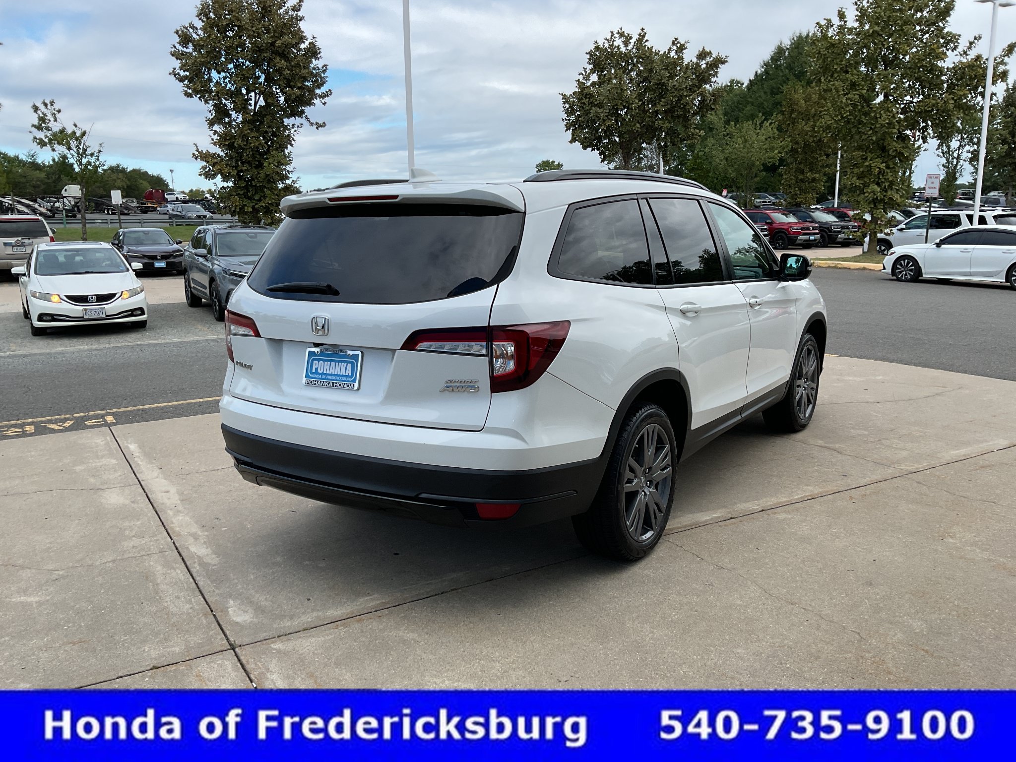 Certified 2022 Honda Pilot Sport image 5