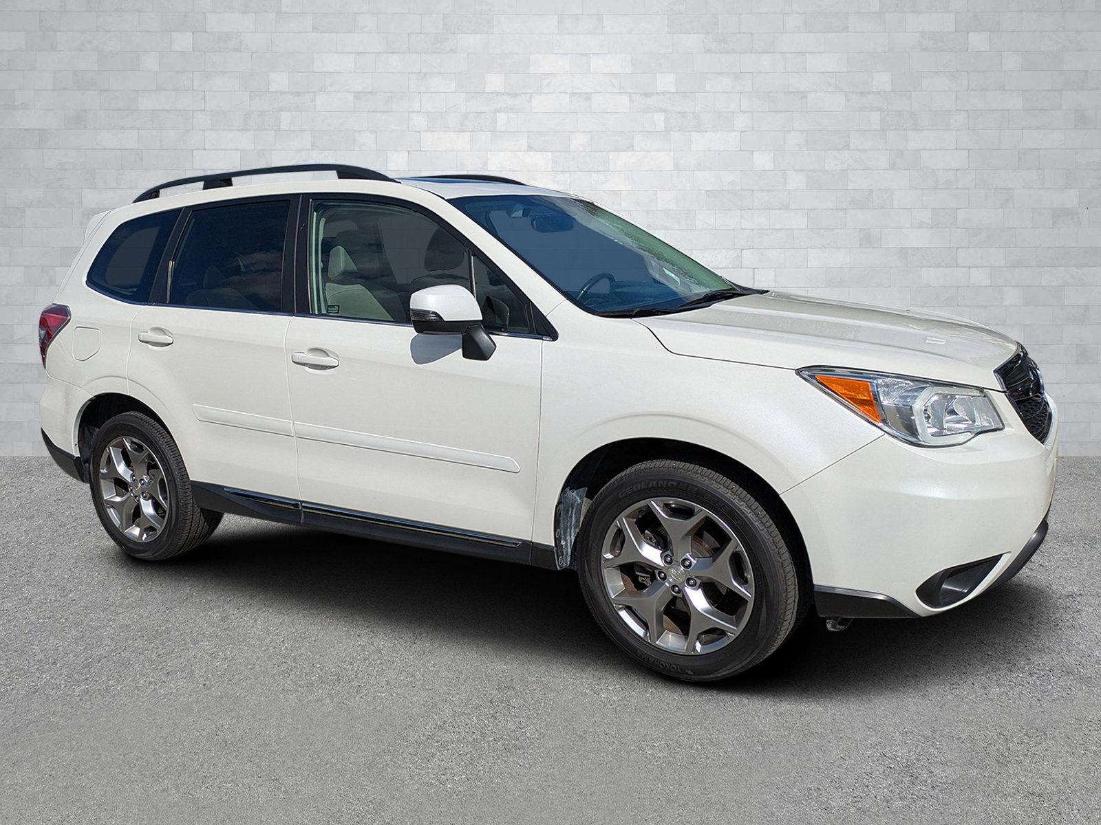 Used 2016 Subaru Forester 2.5i Touring w/ Eyesight & Navigation System