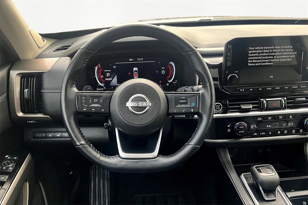 Used 2024 Nissan Pathfinder Platinum w/ Cargo Package image 5