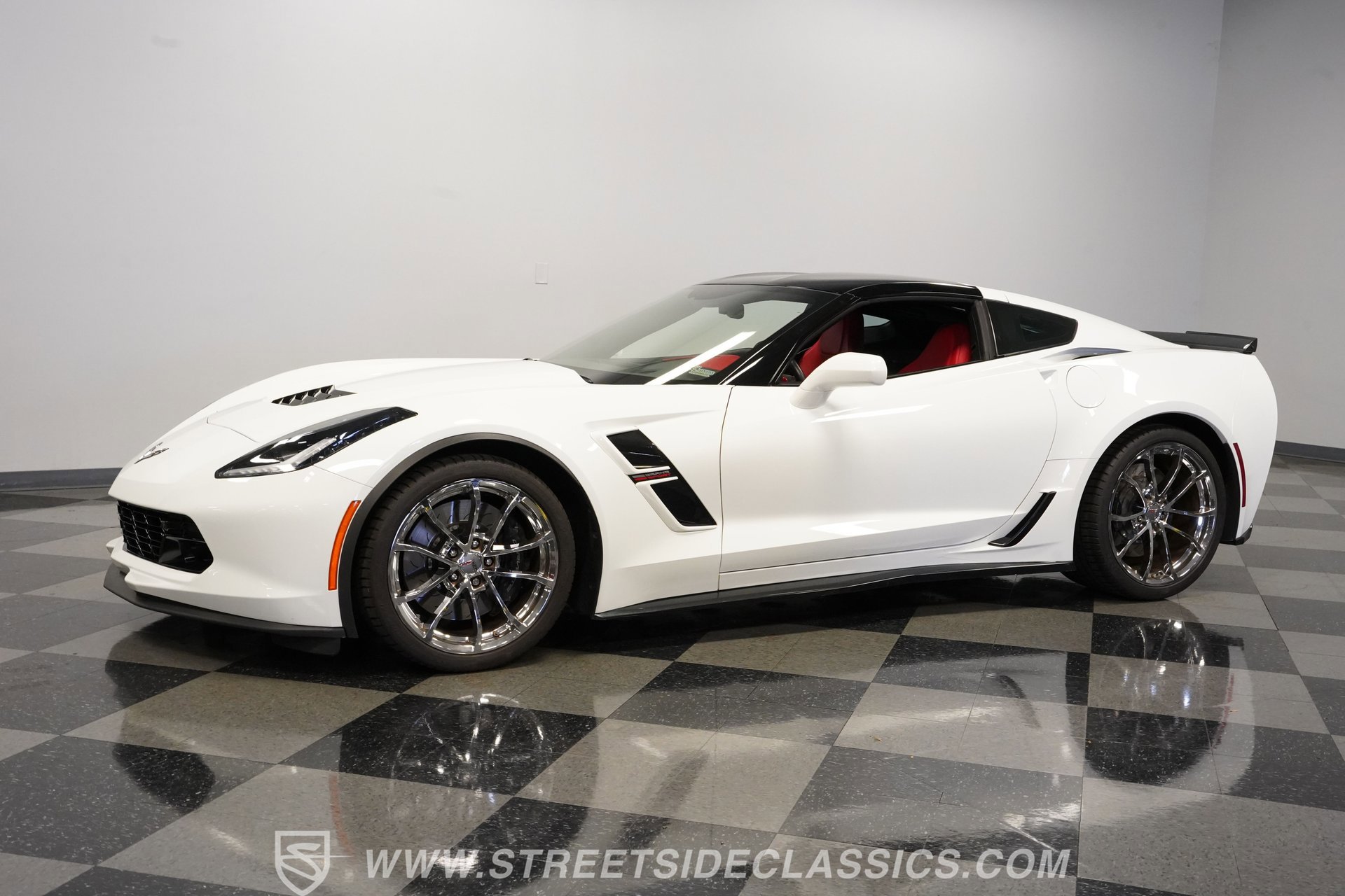 Used 2019 Chevrolet Corvette Grand Sport image 6