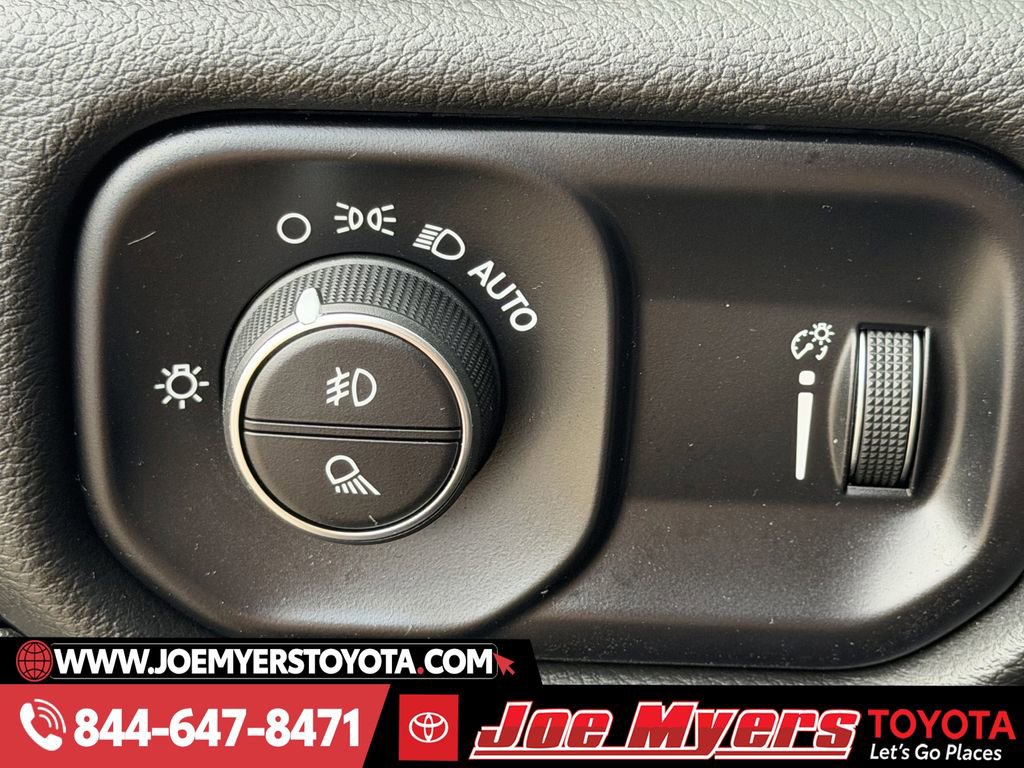 Used 2023 RAM 1500 Lone Star image 25