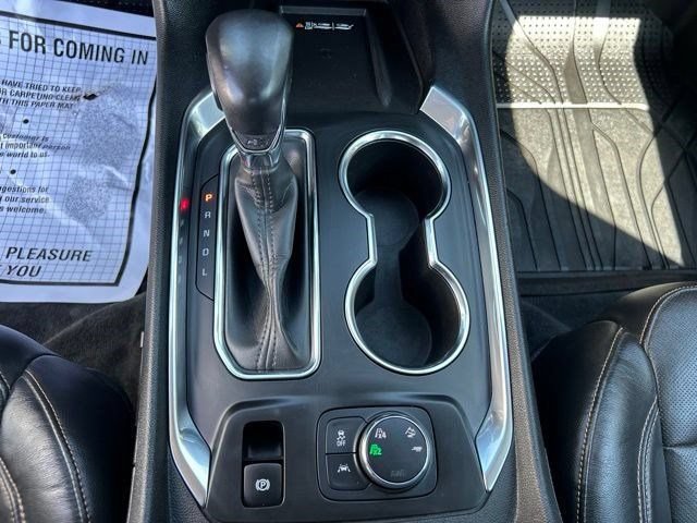 Used 2021 Chevrolet Traverse Premier w/ Redline Edition AWD/4WD image 36