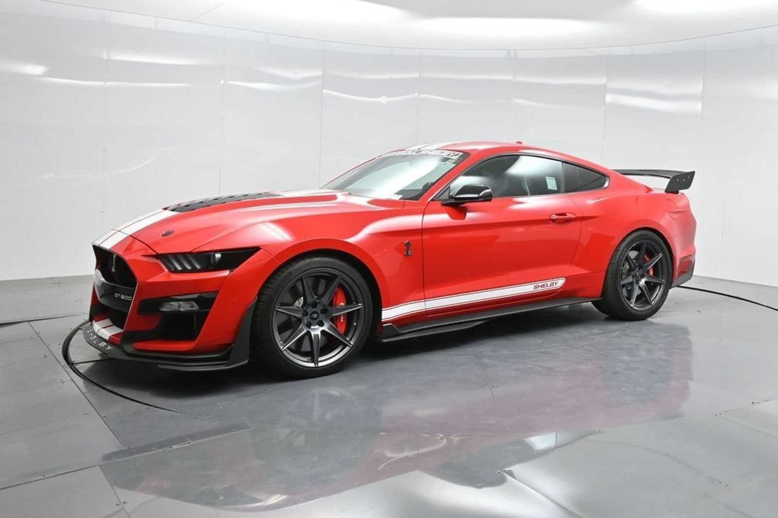 Used 2020 Ford Mustang Shelby GT500 w/ Technology Package RWD image 36
