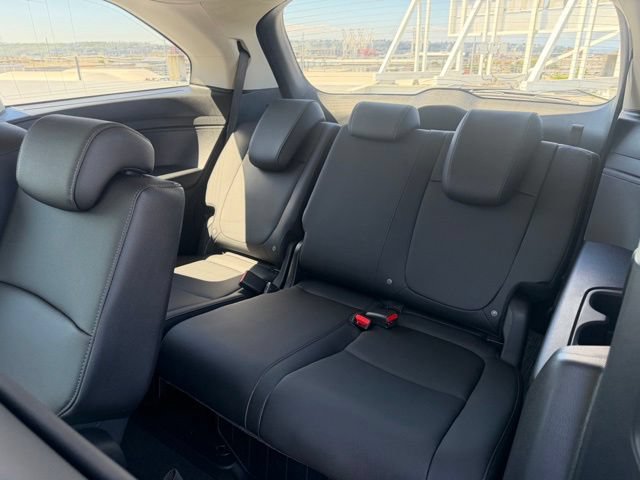 Certified 2026 Honda Odyssey EX-L image 16