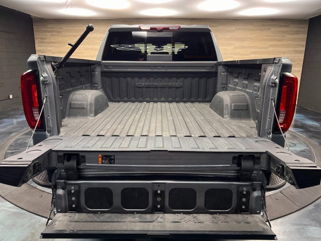 Used 2024 GMC Sierra 1500 AT4 w/ Technology Package image 24