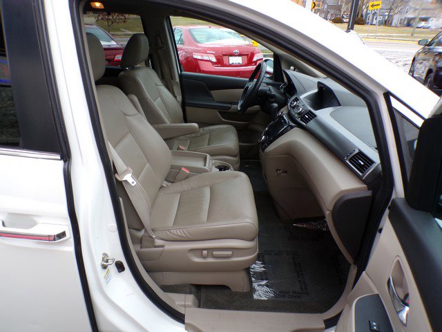 Used 2014 Honda Odyssey EX-L image 17